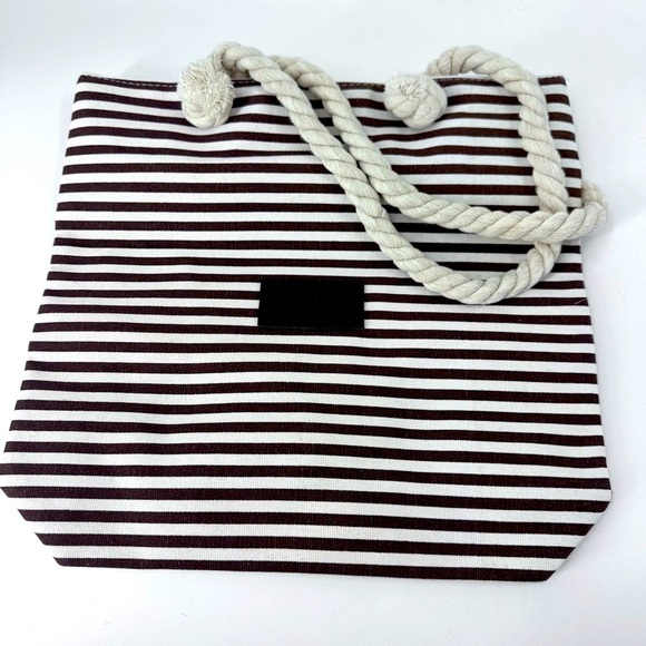 Threaded Pear Striped Tote Bag with Rope Handles - Picture 1 of 8